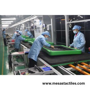 mesa interactiva con pantalla tactil de 32 pulgadas